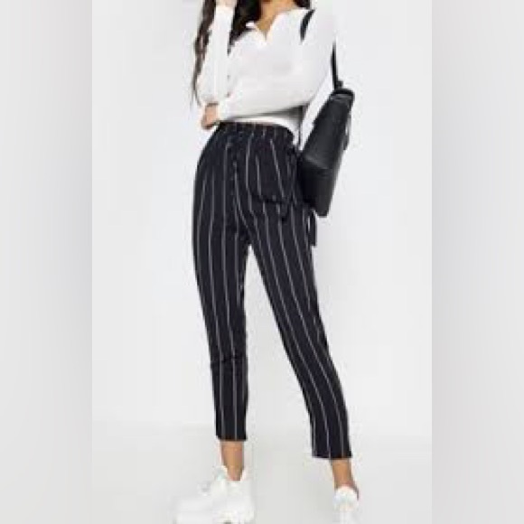 Who What Wear Black and White Striped Linen Cropped Pants - Picture 2 of 12